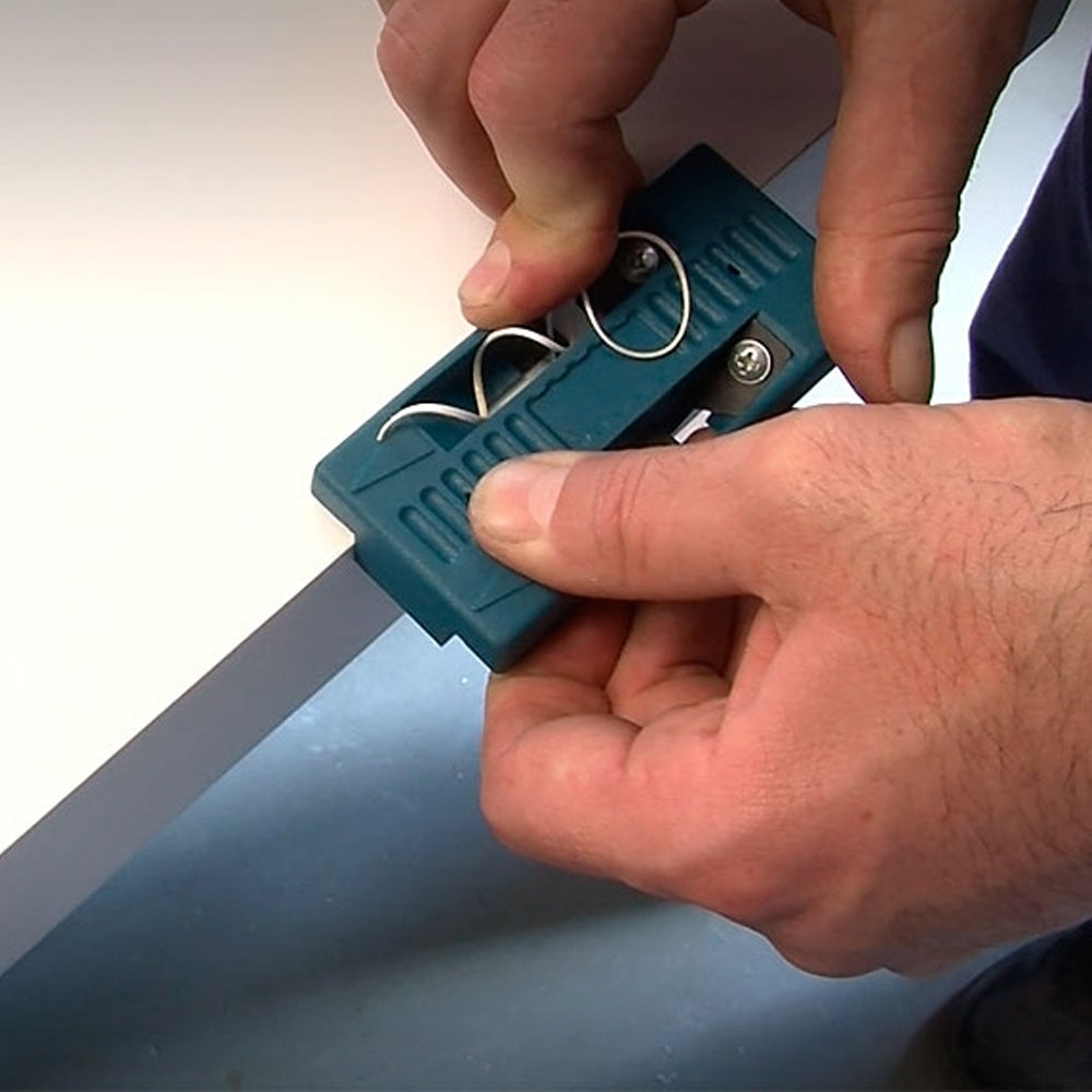 AU93 Double Edge Trimmer And Scraper + RC21E Manual End Trimmer Set 2800086 by Virutex